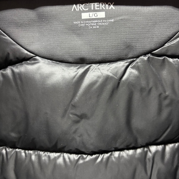 Arc’teryx Thorsen parka - Picture 2 of 2